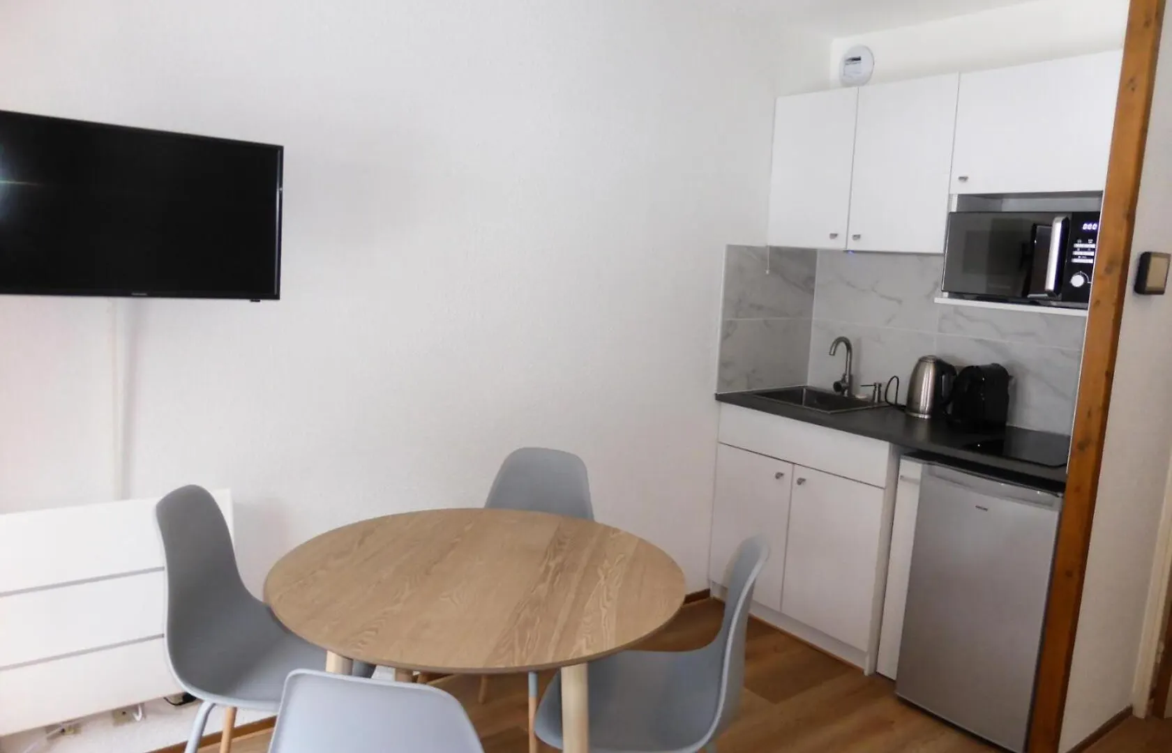 Residence Combettes - Combettes D300 Mae-4071 location
